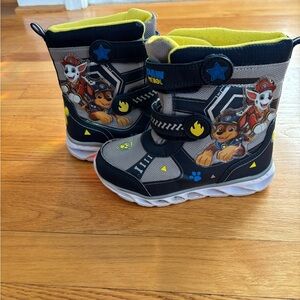 Paw Patrol Light up Snow / Rain Boots - Size 12